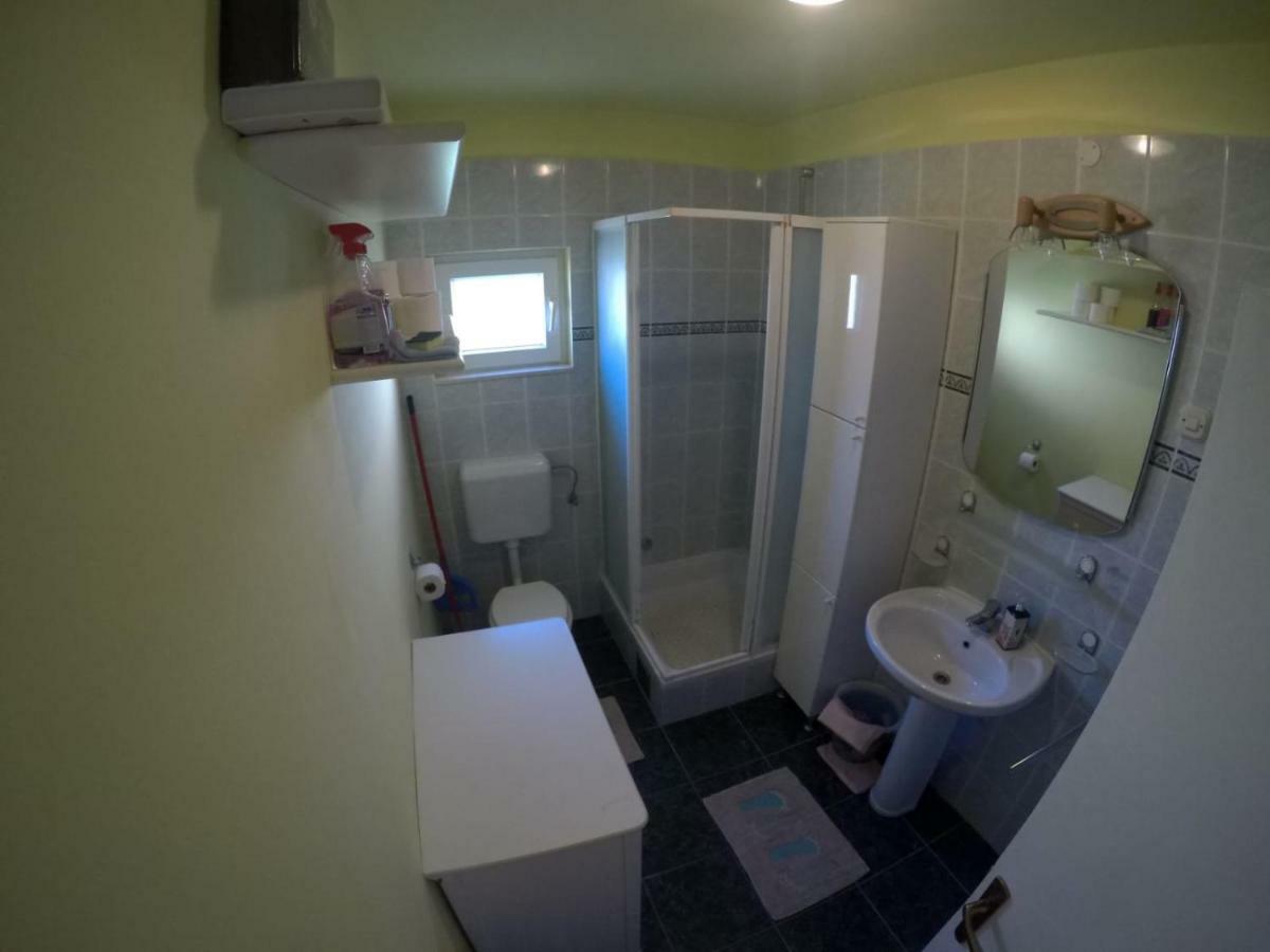 Apartman Kalajzic Omiš Esterno foto