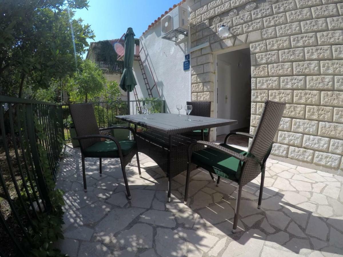 Apartman Kalajzic Omiš Esterno foto