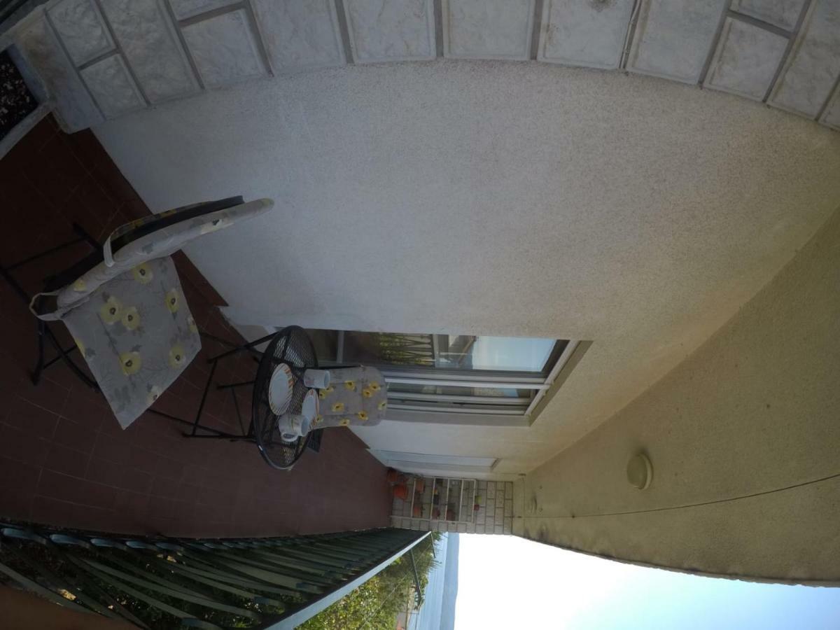 Apartman Kalajzic Omiš Esterno foto